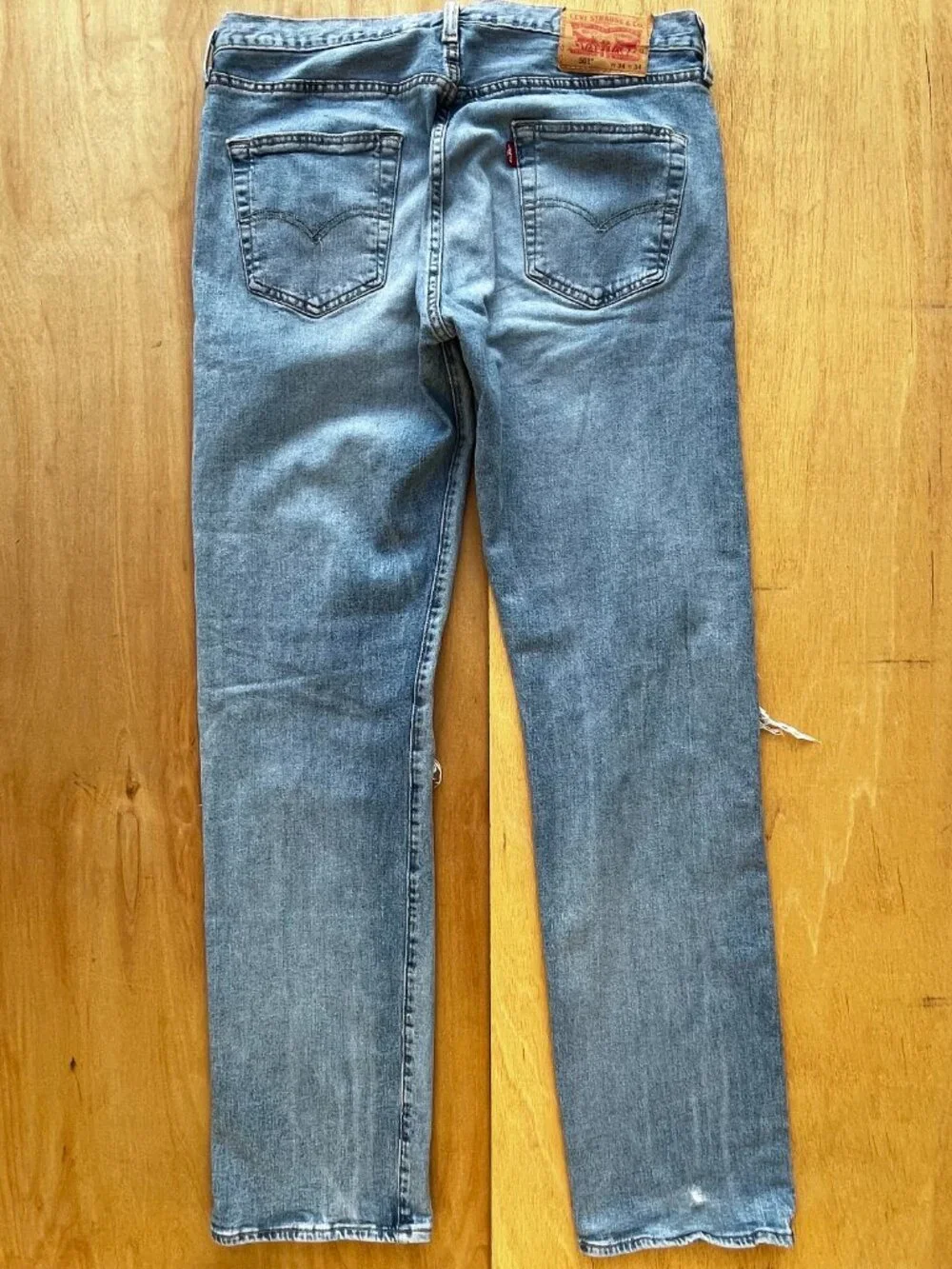 LEVIS 501 BUTTON FLY DESTRUCTED STRAIGHT LEG JEANS MEN’S sz 34W X 34L STRETCH